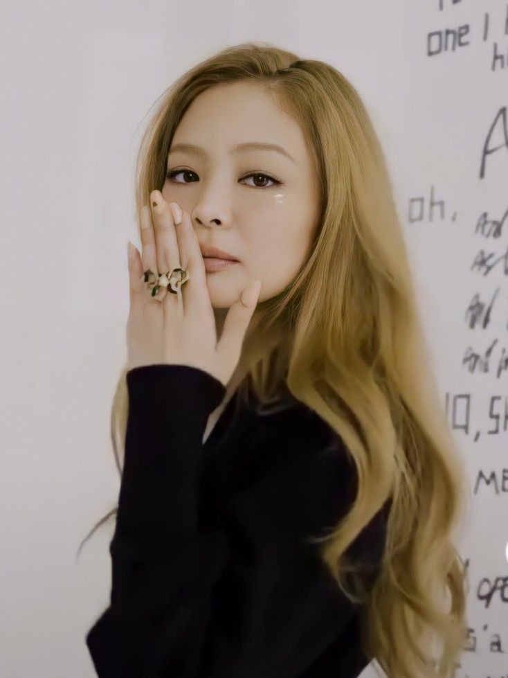 itglobalgirl's tweet photo. Second goal: 600K✅
Third goal: 700K✅
Fourth goal: 800K✅
Fifth goal: 900K✅

Views until now: 499241

Last hour!!
 Jensetters don't give up!!
Jennie deserves that Billion as fast as possible!!

🔗https://t.co/MqJo71DiYU

SOLO ROAD TO THE BILLION
#StreamSOLO1B #JENNIE #Solos6A https://t.co/l3HtgFfudV