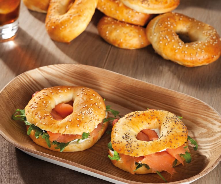 BagelsGelatos's tweet photo. Looking for a sweet treat to beat the heat? Look no further than Bagels &amp; Gelatos! Our artisanal gelatos are made with only the freshest ingredients, creating the perfect balance of rich, creamy flavor and refreshing coolness.#BagelsAndGelatos #GelatoLover #SummerTreats https://t.co/OaJ7pOdSVs