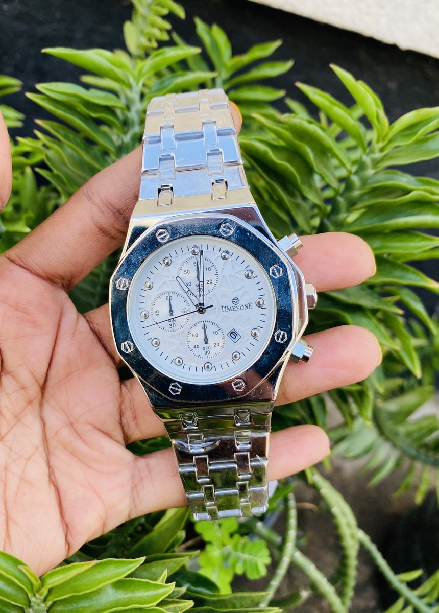 FreebutterflyF's tweet photo. 🔥🔥Saa nimoto unakosaje kwenye wardrobe yako?!
bei elfu 60/=
we do delivery worldwide 
whatsap/cal 0673628097
#Tanzania #nairobikenya #nipedili #saafreebutterfly https://t.co/YR6Vk2V5Lu