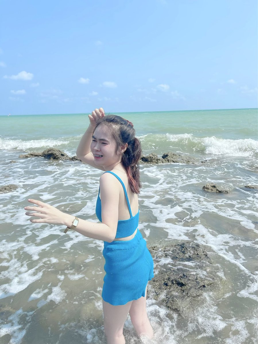 AovPanadda's tweet photo. ทะเล🌊 เขา⛰ หรือเราดี 🫣 https://t.co/EJewQts9nP