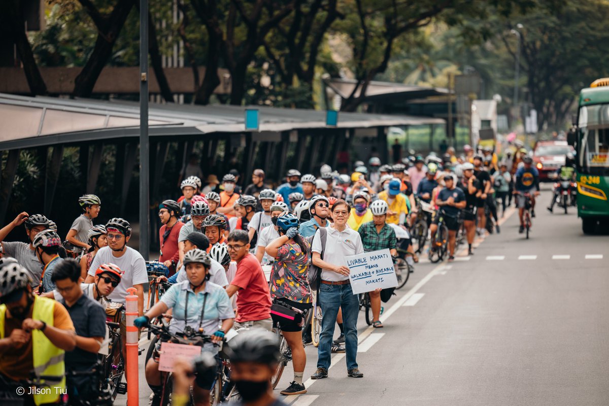 gpph's tweet photo. As we continue to commemorate #ArawNgKagitingan 🇵🇭, let's recognize the contributions of ordinary citizens (volunteers, farmers, students &amp; more) in ensuring a safe &amp; sustainable future for Filipinos

Kayo ang inspirasyon namin!💚

#BetterCities
#PlasticFreeFuture
#ClimateJustice https://t.co/8Ksp8SJ6EY