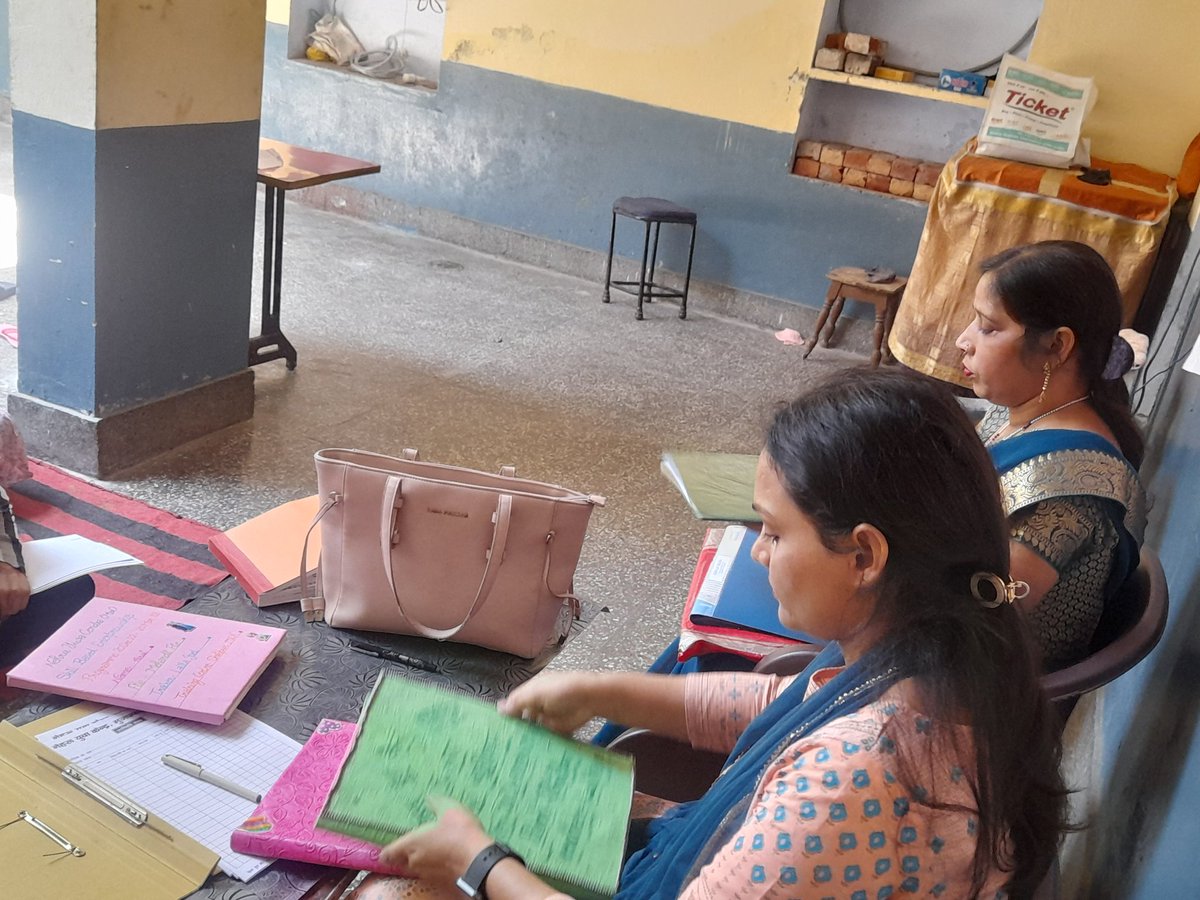 Nykmuzaffarnag1's tweet photo. व्यवसायिक प्रशिक्षण कार्यक्रम के तहत संचालित ब्यूटीशियन कोर्स की कुछ तस्वीरें। @YASMinistry @Nyksindia https://t.co/WBaVeC60OE