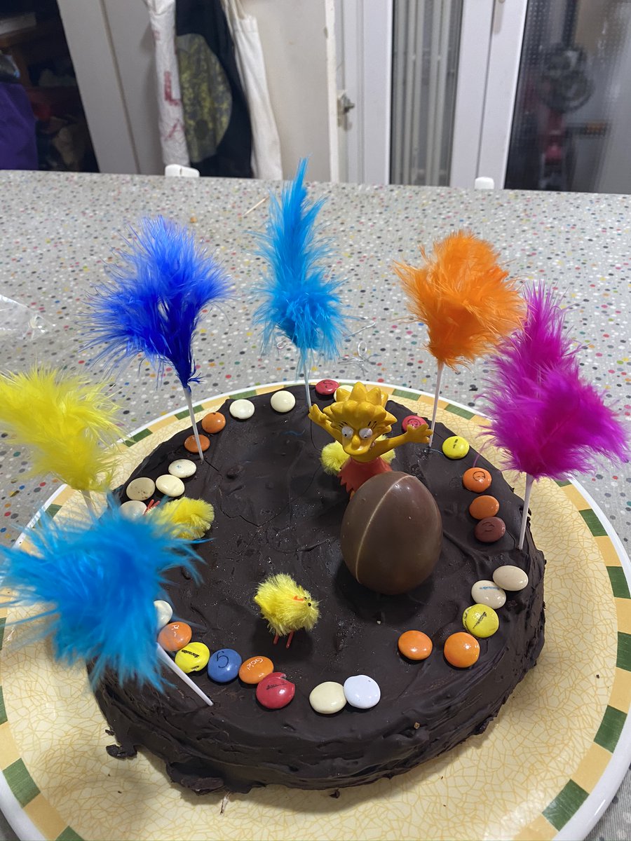 MesFresques's tweet photo. Avui ens fartarem de #mona 🎉❤️
Però igual que una flor no fa estiu, per a la resta de la setmana ja tens les verdures i fruites?
Fes la comanda a la nostra web i te la portem a casa
A gaudir de la vida i la primavera! https://t.co/3CB17VqUSZ
