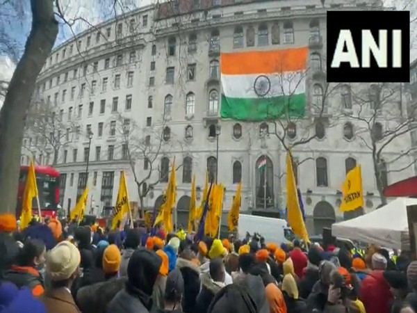 ani_digital's tweet photo. "Baseless," India denies reports of halting trade talks with UK over London High Commission attack

Read @ANI Story | https://t.co/afifMuBcLk
#LondonHighCommission #India #UK #London https://t.co/Jh0XtMhjiA