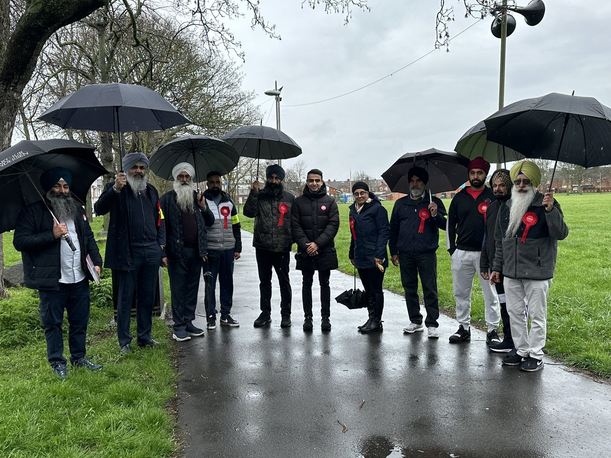 Out in force this morning in Belgrave #TeamLabour #TeamBPRF @CityMayorLeic @leicesterliz @JonAshworth @EastClp @HershThaker @gsjosan @laineyhalford @susieshimmie