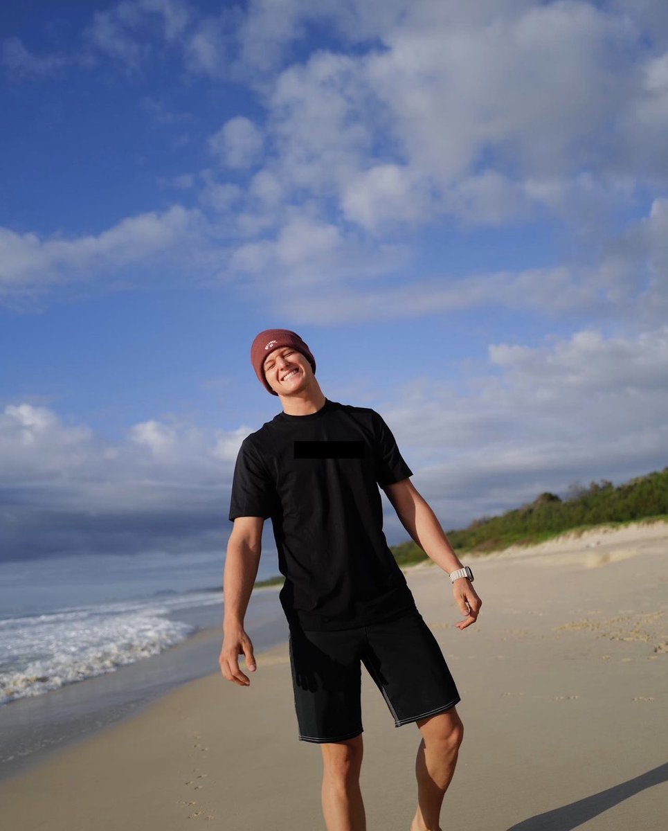 sunshine and blueberry eyes 💙