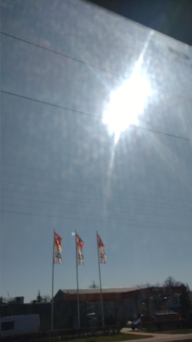 AnnaAnulka11's tweet photo. @meier_bjarne @ZuzanaSuzy111 Sun ☀️🌞 is beautiful, the sun fuels her life energy https://t.co/USCOkqYpw6
