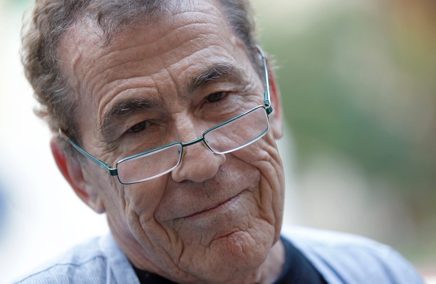 Monolocus's tweet photo. No lloréis a Sánchez Dragó, no sintáis pena por él. Fue un hombre libre. Tan libre que estuvo en la cárcel por sus ideas y nunca anduvo llorando por ello. Al contrario, lo celebró como un triunfo. Conquistó su libertad. https://t.co/pdkJiVIOpp