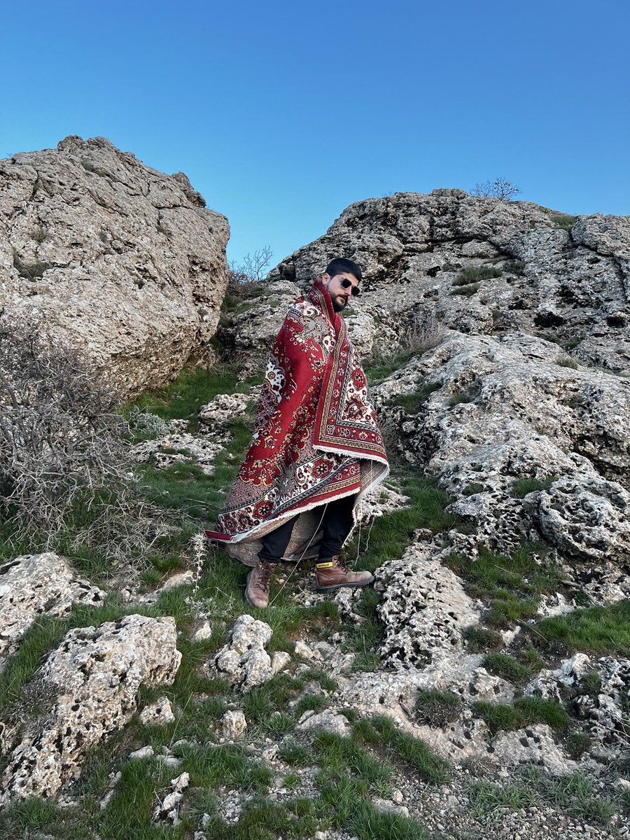 AyarFreedom1's tweet photo. Magic carpet https://t.co/Ral2tUM6hf