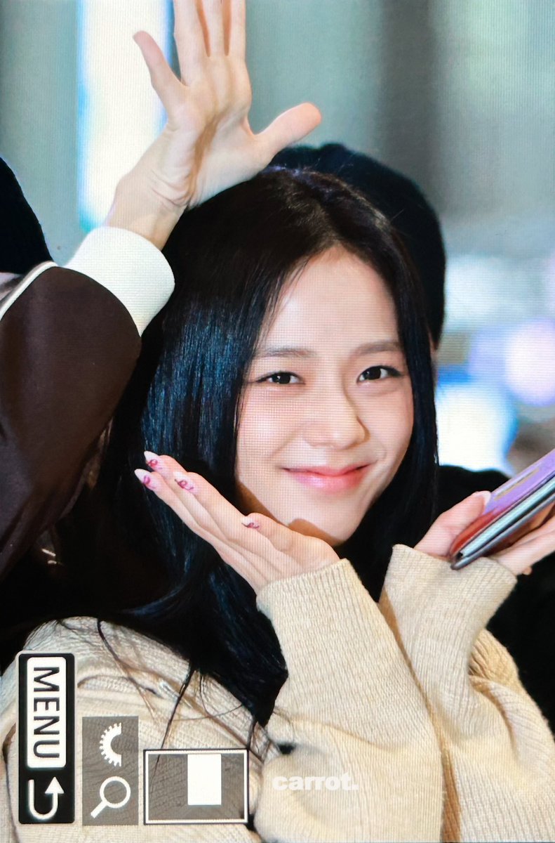onemorecarrot13's tweet photo. 230410
#블랙핑크 #BLACKPINK #지��� #JISOO @BLACKPINK
🌹🌹🌹🌺🌺🌺🌺 https://t.co/hw2VOEURty