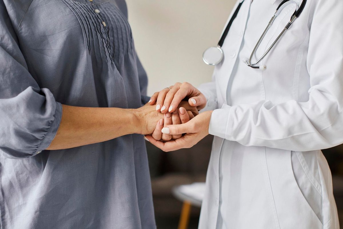 NovartisSpain's tweet photo. En nuestra búsqueda por lograr la #salud del paciente ofrecemos información de calidad y contrastada. 📲 En nuestra página de #Facebook encontrarás esto y más; podrás comentar, compartir y aprender.¡Queremos escuchar tu voz!
✅Síguenos
https://t.co/iEBiRq72ht
#CompromisoNovartis https://t.co/CmEedQer2i