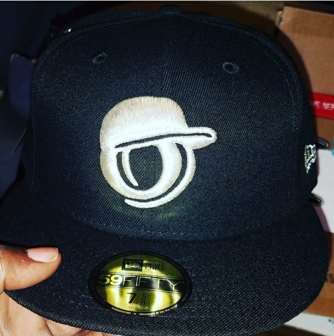 Dank1TheVandal's tweet photo. OVER YOUR HEAD CAPS
"Big logo"- Prototype Edition @overyourheadcaps #NoSidepatchChallenge
#Day15ofEverydayForMeMane #OverYourHeadCaps #BigLogo #PrototypeEdition #JustPostingMyHats #customhat #AccessibleExcellence #NOSIDEPATCHGANG https://t.co/HJps5iQvpg