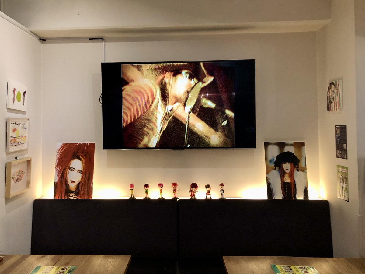 japaneserock69's tweet photo. 幸せ空間だった😎✨✨
最後の最後に行けて良かった✌️
#hide
#hidecafe https://t.co/4k4dgvodg4