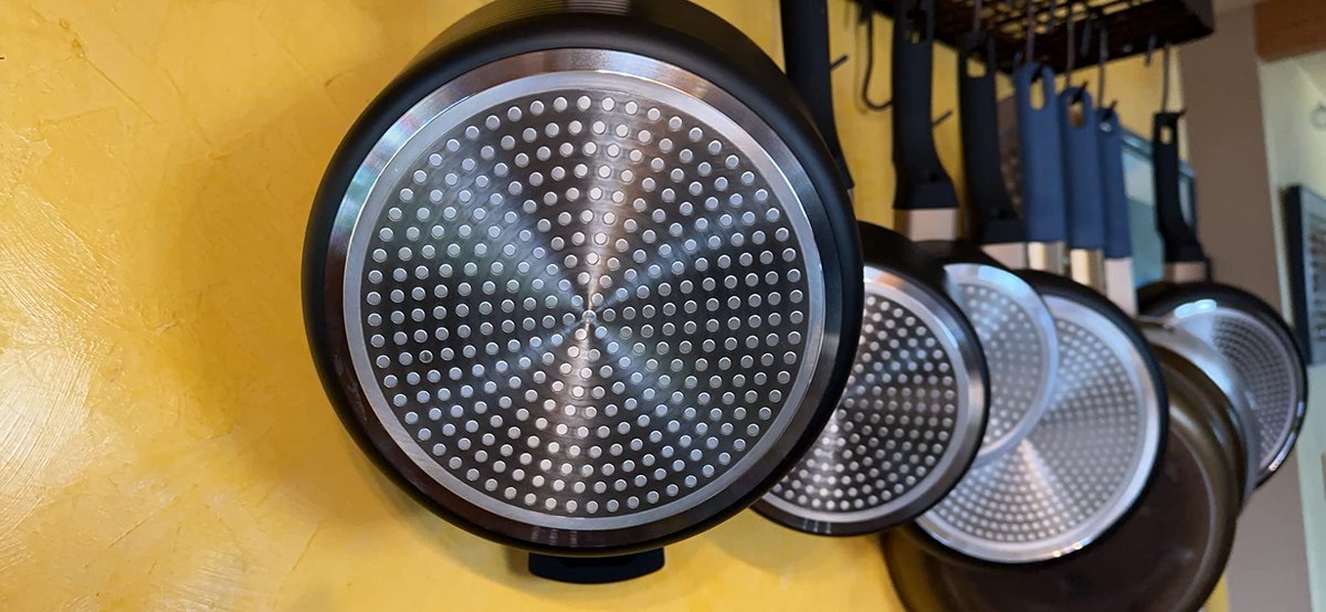 clockitchen's tweet image. How to tell if a cookware can be used in multiple stoves?

The easiest way to do this is to verify that the bottom of the pot has a ferric metal, most of which are shown below.