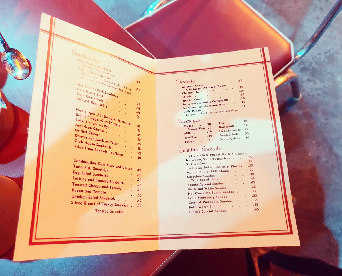 Kevenlaw's tweet photo. Cheesecake or Strudel? Don't mind if I do 🥰💖🥰 #guysanddolls #BankHoliday #BankHolidayMonday #Mindys https://t.co/Nn6SEQkI4G