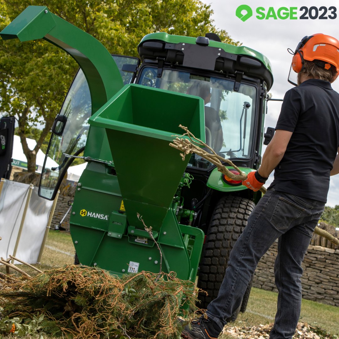 ExpoSage's tweet image. Throwing it back to last year's Sports and Grounds expo! 🏟️🏆 We can't wait for an even bigger and better event this year! 😍 Don't miss out on the UK's premier outdoor expo! 🌞 

#SportsAndGroundsExpo #OutdoorEvents #UKExpo #expo #sage2023 #ecofriendly