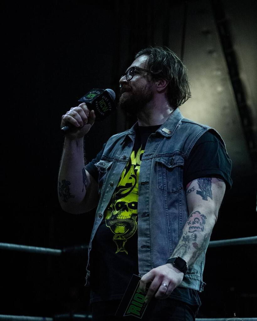 andersonrcw's tweet photo. We’ve got a MASSIVE weekend of wrestling coming up in Adelaide. LETS GO

#wrestling #indiewrestling #australianwrestling #ringannouncer #adelaide https://t.co/aA7bRU4uor https://t.co/IKzErhoCL3