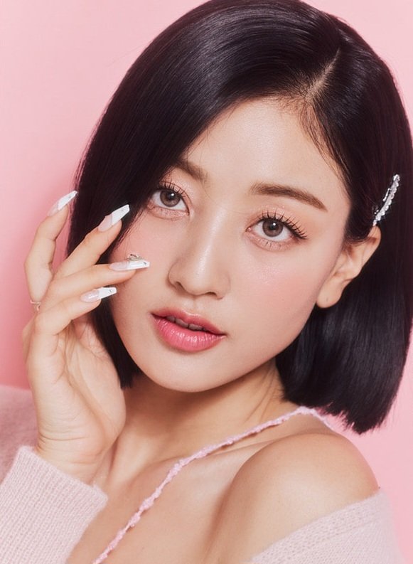 SubjectKpop's tweet photo. Jihyo x MILK TOUCH

#TWICE #트와이스 @JYPETWICE https://t.co/wLLxynTVHN