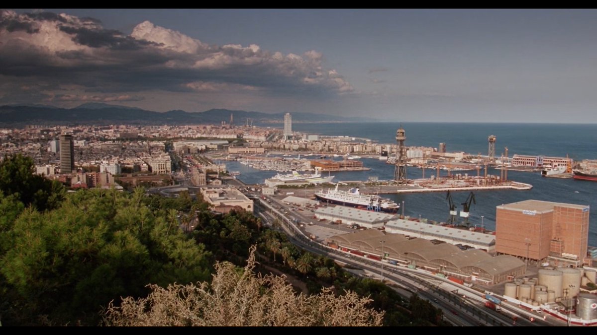 aanchojo's tweet photo. @WhitStillman's BARCELONA (1994) https://t.co/EJ5454Q1a8