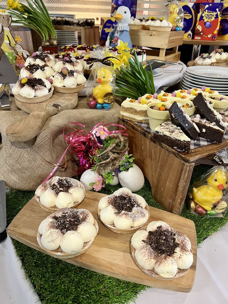 🐣 Easter treats for everyone joining us in <a href="/OfficialBWFC/">Bolton Wanderers</a> corporate hospitality this afternoon… 

It’s set to be a busy one, we hope you all have a fantastic day! 🤩