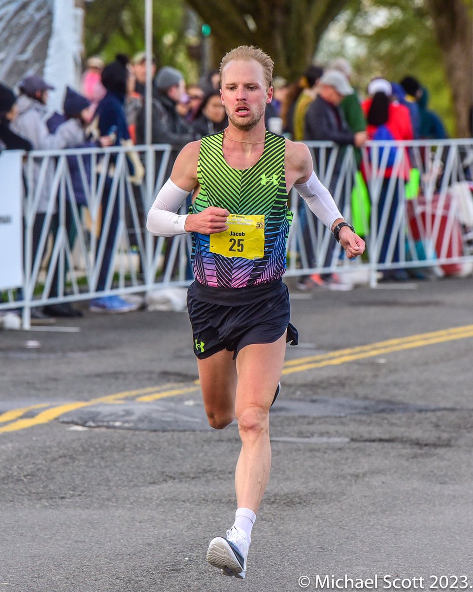 .@jtcougars8 claimed the bronze medal at the @USATF 10-mile championship hosted by @CUCB in 47:27. #USATF #CherryBlossom