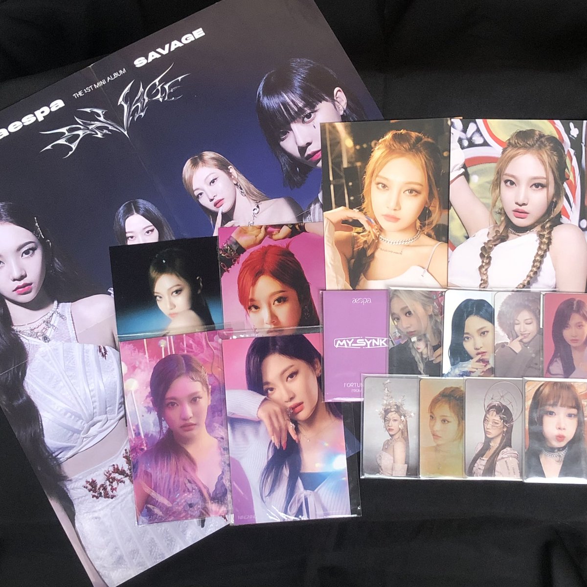 kkupids_'s tweet photo. ☁️ kverse giveaway

↳ giving away all these official merches tomorrow! will be updating here sa thread kung nasan kami ng friends ko! they’re giving out banners as well (under this thread) 

— mbf, rt, &amp; like this twt.

see you po! 

#KVersePH #KVersePH_aespa https://t.co/sNP83OYnip