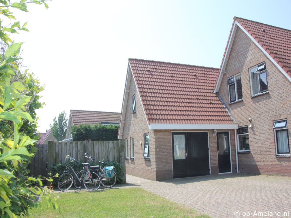 | #LastminuteAmeland #Ameland
| appartement Noordwal 9
| weekend 228 Euro
| vr 14/04 - ma 17/04
-
Uitwaaien op het strand van Ameland! Wandelen langs de vloedlijn en zich als echte jutter voelen! Excl. bij...
-
| op-Ameland.nl/-/appartement.…