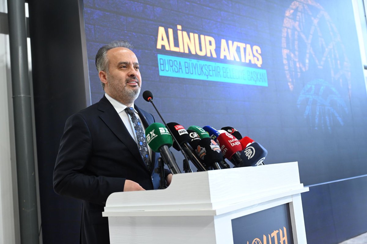 Alinur Aktaş