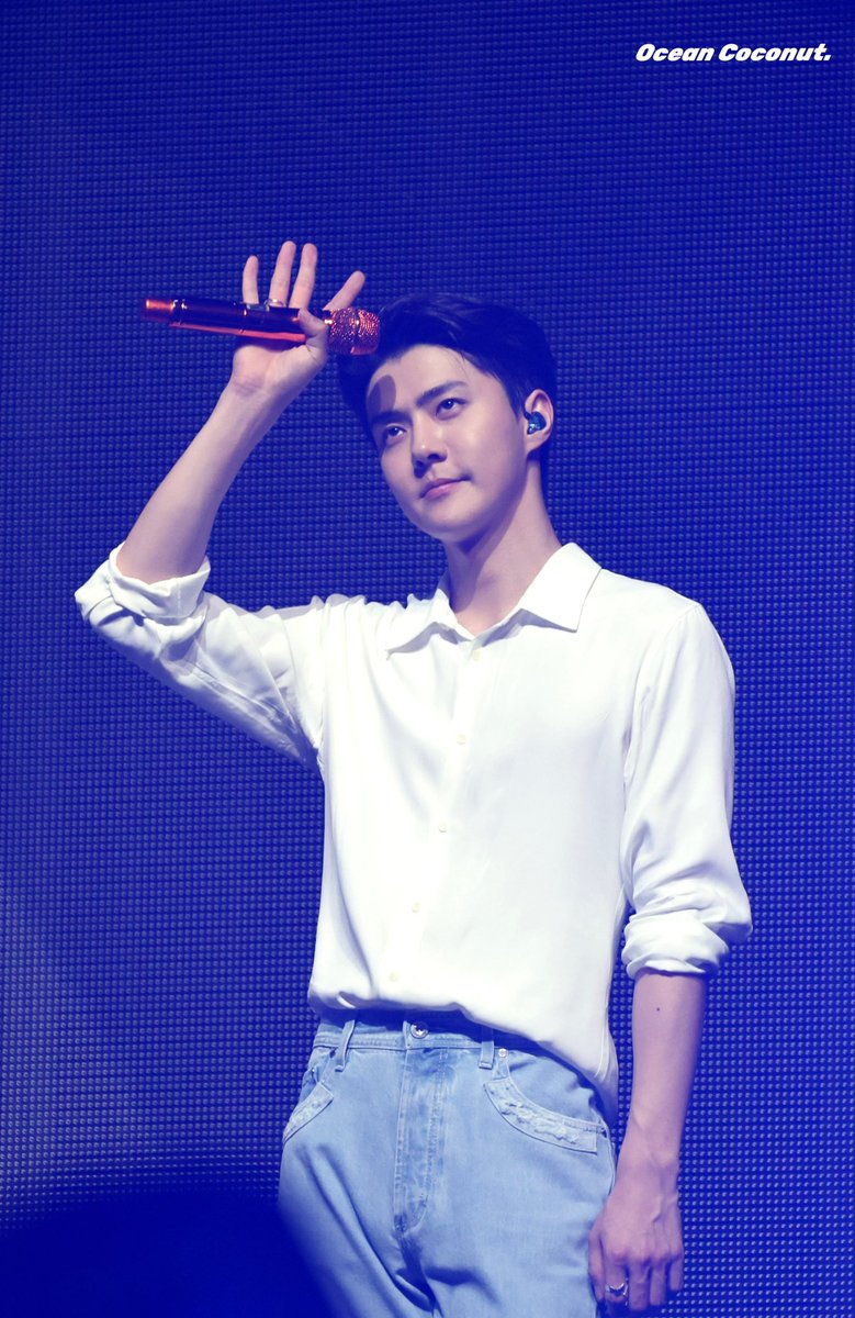 oceancoconut_'s tweet photo. 20230409  👋🏻👀
EXO FANMEETING “EXO’ CLOCK” 
#SEHUN #세훈 #EXOCLOCK_D2 https://t.co/6R6thNSmXM