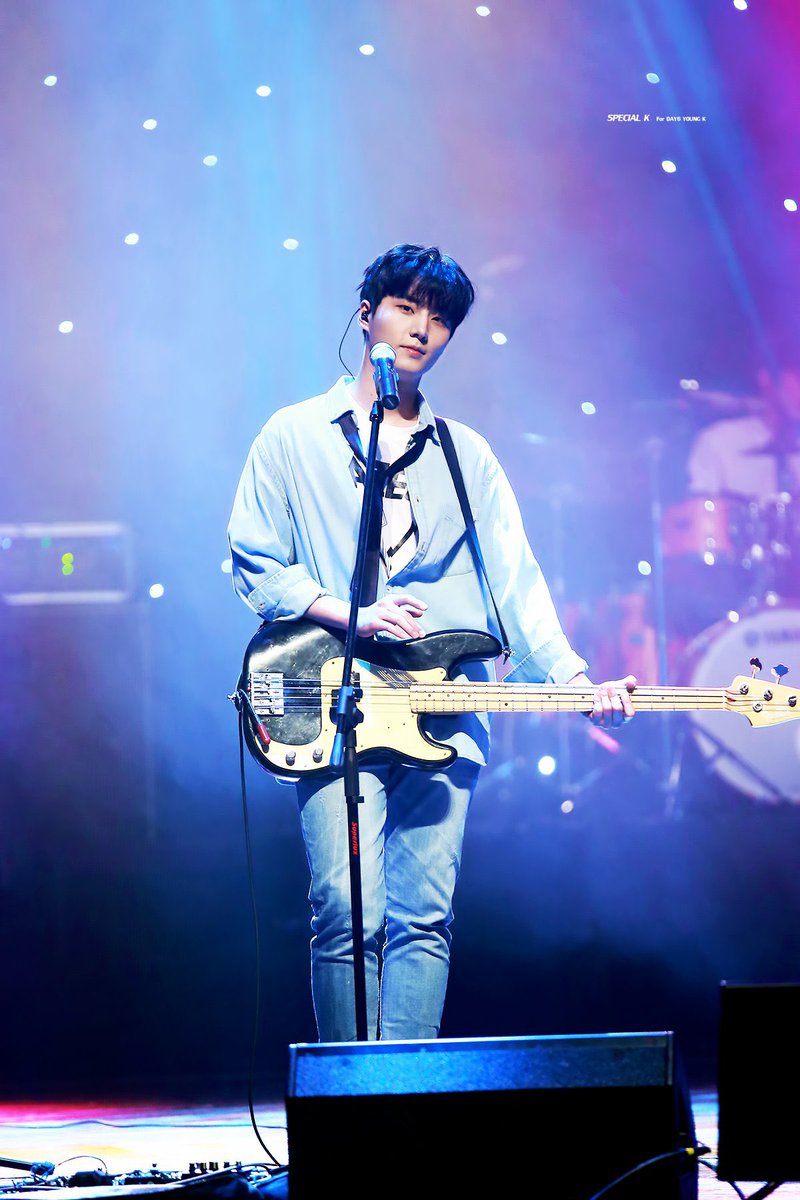 이날이 올 줄 알았으나… 
정말 다가왔다니 기분이 이상하다…
이제 평생 마데랑 같이 있을 수 있다니 너무 좋네 영현 이즈 백~~!
강영현…좋아합니다…사랑합니다
#영케이_이즈_백 
#Welcome_Home_YoungK