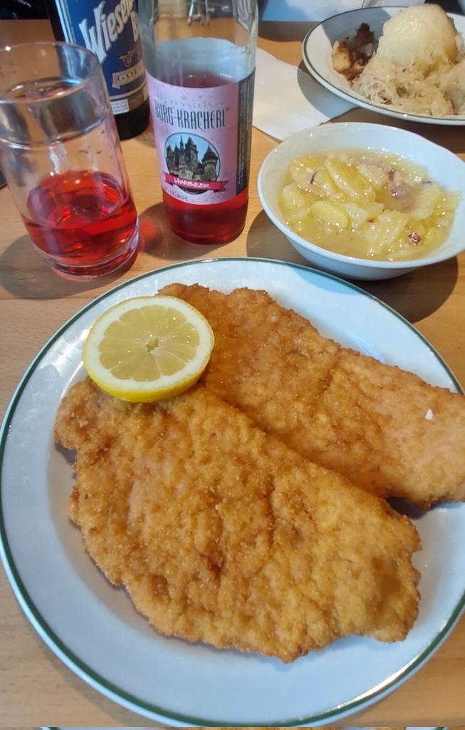 Gm 🧃

Today is a good day 
to eat a Schnitzel 🇦🇹