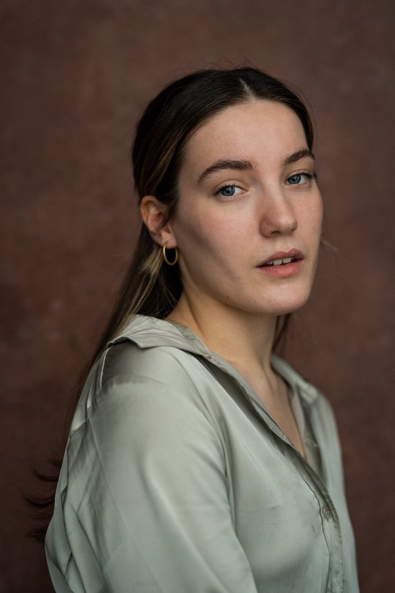 ToniTanov's tweet photo. new week, new headshots, new beginnings ✨

Thank you @yellowbellyfoto for these amazing headshots! 🤍

#headshots #actor https://t.co/m1Dpt4kVKh