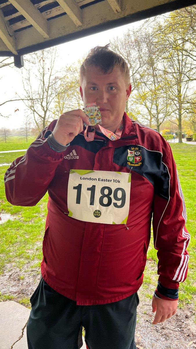 neilyneilneil's tweet photo. A wet and wild morning at the Regentβs Park Easter Monday 10k!
#regentspark #regentspark10k @niceworkrun @Vikkifrudd2010
#easterfunrun #easterfunrun2023 π£π£π£ https://t.co/4QyJ4VwpkL