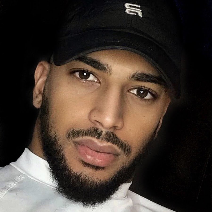 LoqmanSoma's tweet image. * POV : ta eu une enfance incroyable