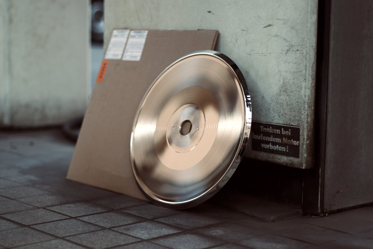 sbamrocks's tweet photo. Ever wondered what a stamper/press plate 💿 for our vinyl looks like? 🤔 well, here you go!
We put some unique plates (@PulleyMatters / No Fun At All / @Frenzalofficial / … ) on sale soon!
#vinyl #punkrock #pressplate #recordlabel #sbäm https://t.co/44ZzW49UDL