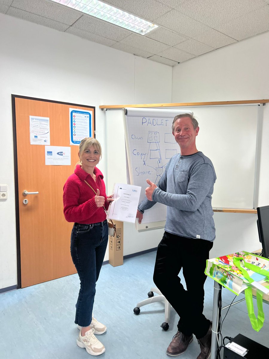 AB Erasmus kurs hareketliliği için Viyana'da giden öğretmenlerimiz birçok başarılı çalışmaya imza atarak geri döndü.
<a href="/istanbulilmem/">İstanbul İl Millî Eğitim Müdürlüğü</a> <a href="/memleventyazici/">Levent Yazıcı</a> <a href="/ErsahinMustafa/">Mustafa Erşahin</a> @istmem_abhibe <a href="/gulcindermann/">Gülçin Derman</a> <a href="/AycinHayta1/">Ayçin Hayta</a> <a href="/ulusalajans/">Türkiye Ulusal Ajansı 🇹🇷 Turkish NA</a> <a href="/ilkerastarci/">İlker Astarcı</a> <a href="/abdullahucgun33/">Abdullah Uçgun</a>  <a href="/BagcilarMem/">Bağcılar İlçe Milli Eğitim Müdürlüğü</a> <a href="/19_mstfylmz/">Mustafa YILMAZ</a>