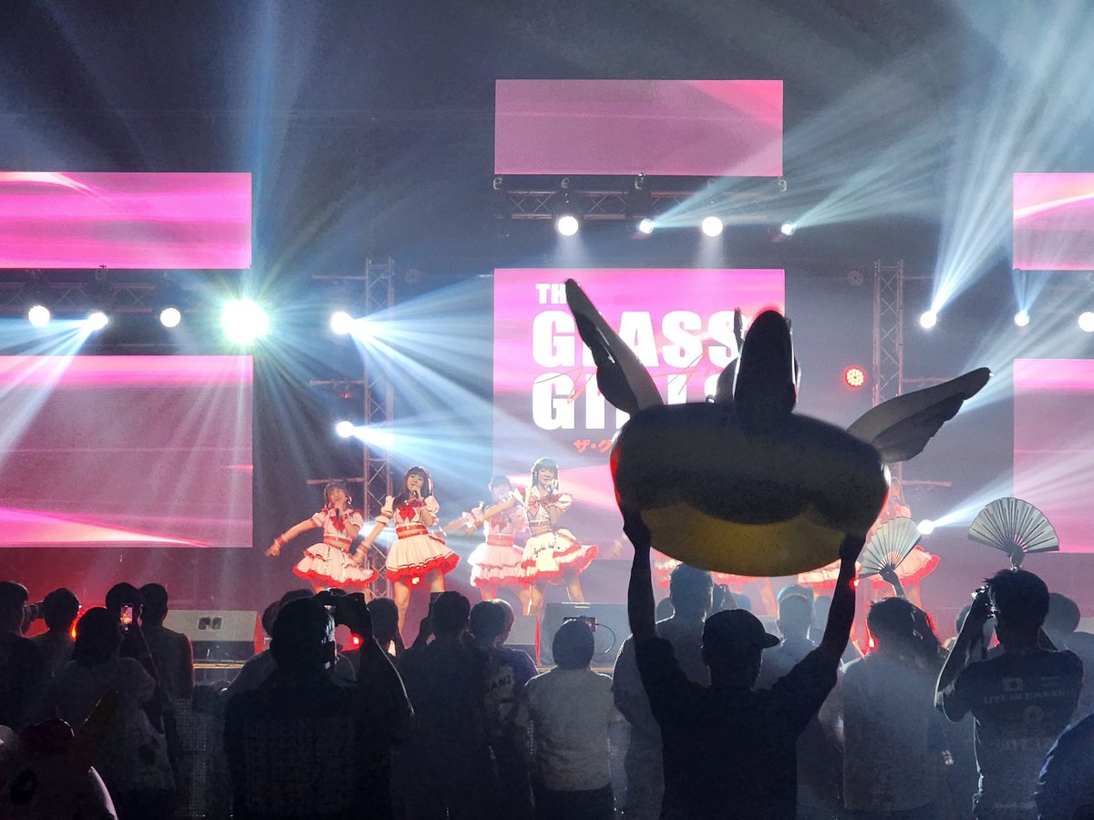 WarudoShow's tweet photo. ขอโทษ ที่แสงสีเวทีไฟงานเราจัดเต็มวูบวาบขนาดนี้
ไว้เจอกันงานหน้า สว่างวาบแน่นอน!!
--ทีมงาน "Warudo Summer Break"--
#WARUDOSHOW #WarudoSummerBreak https://t.co/dg97bxYKf0
