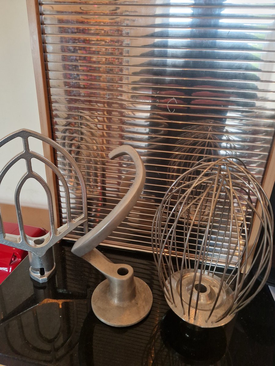 EpiMicrobakery's tweet photo. For sale 20litre 3 speed prof planetary mixer with dough hook paddle , whisk &amp; safety cage £450 ono collection only. Dm for additional details https://t.co/SMy5XYtV9t
