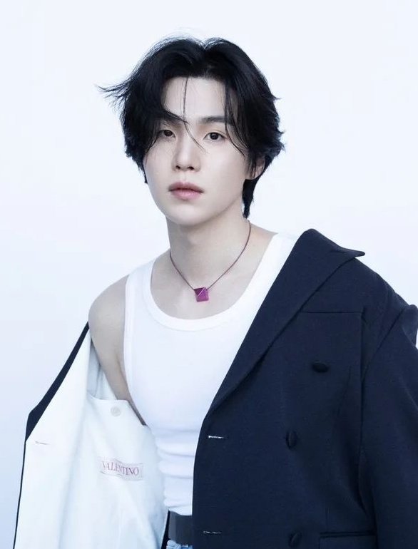 BTStranslation_'s tweet photo. 오랜만에 꺼내는 민윤기 고소장 짤.. https://t.co/yMdCw3Kj8L