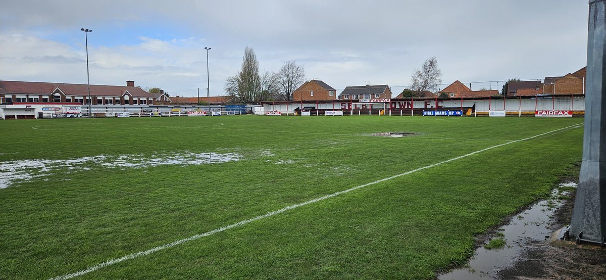 brian coutts⭐⭐️🔴⚪️🏴 (@couttsba) on Twitter photo Not looking good for the <a href="/BarkstonAshFA/">Barkston Ash FA</a> Challenge Cup final after heavy rain in the last couple hours . Not looking good for the <a href="/BarkstonAshFA/">Barkston Ash FA</a> Challenge Cup final after heavy rain in the last couple hours .