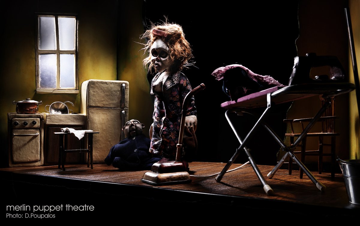 TONIGHT!
Clowns Houses
By Merlin Puppet Theatre

 🎟Tickets and more info: movingpartsarts.com/what-s-on/clow…

⏰Fri 14th April, 7:30pm (60 mins)
Age recommendation: Ages 16+ / Adults
Venue: Dance City

#Movingparts #movingpartsarts #puppets #puppetry  #whatson #newcastlepuppetfestival