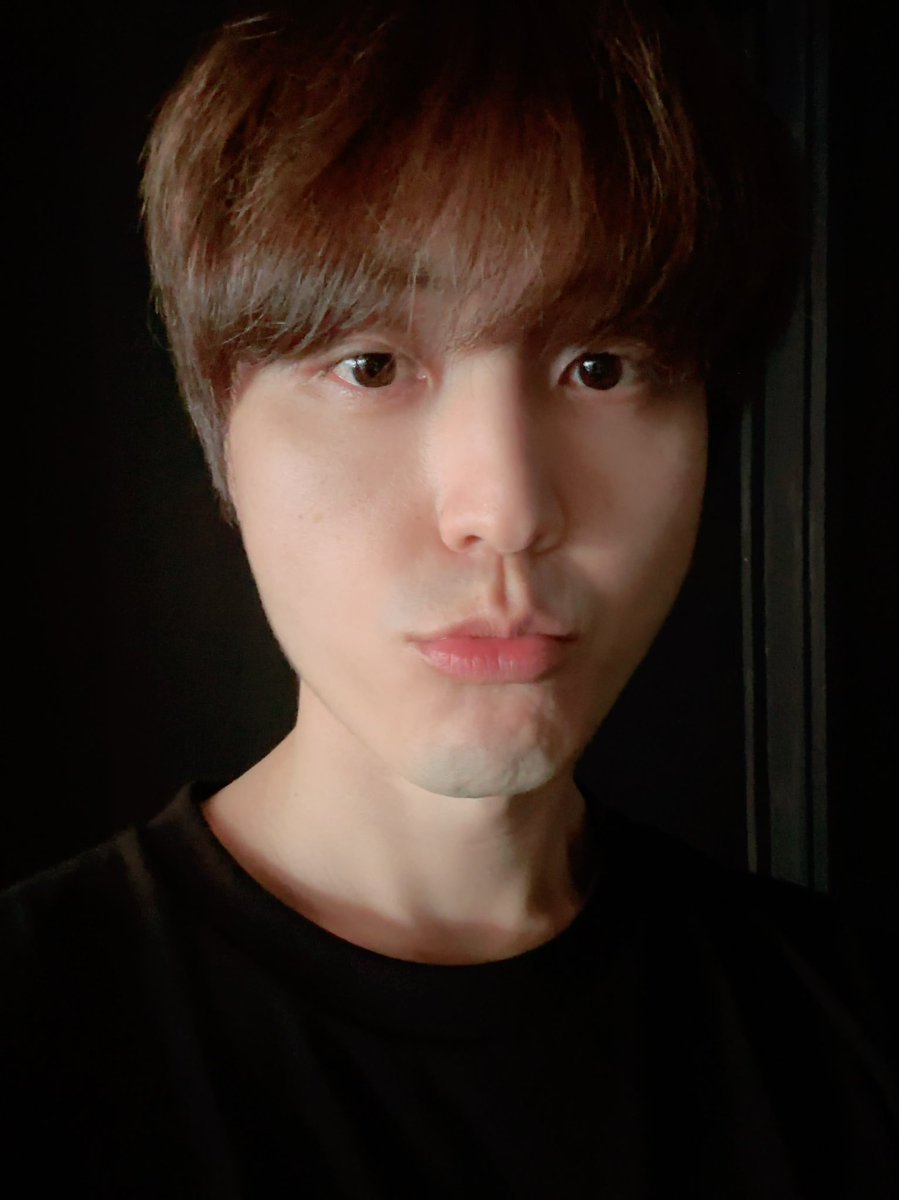 SongforestHeon's tweet photo. こんばんは🥹
キムラ………

ハニです🥹
今日もお疲れ様でした🥰 https://t.co/wTtrNkKRZE