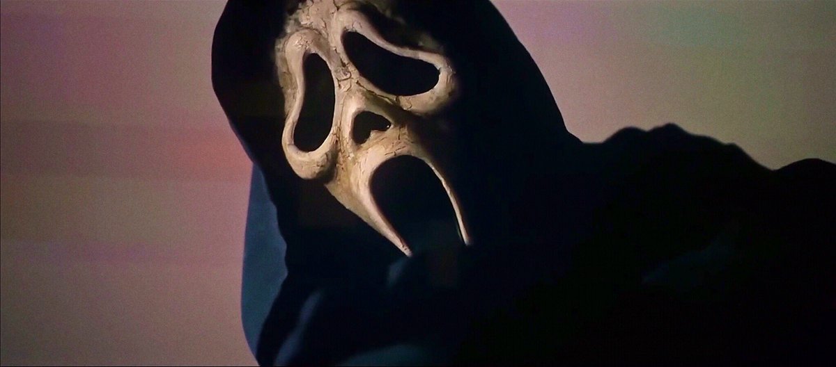 JudeJarjoura's tweet image. 26 years, 6 movies. Gale Weathers faced every ghostface killer. None of them has survived, Gale always does. She went beyond the final girl status, she became a final woman. She got her first Mtv awards nomination for #ScreamVI Vote everyday for Courteney mtv.com/movie-and-tv-a…