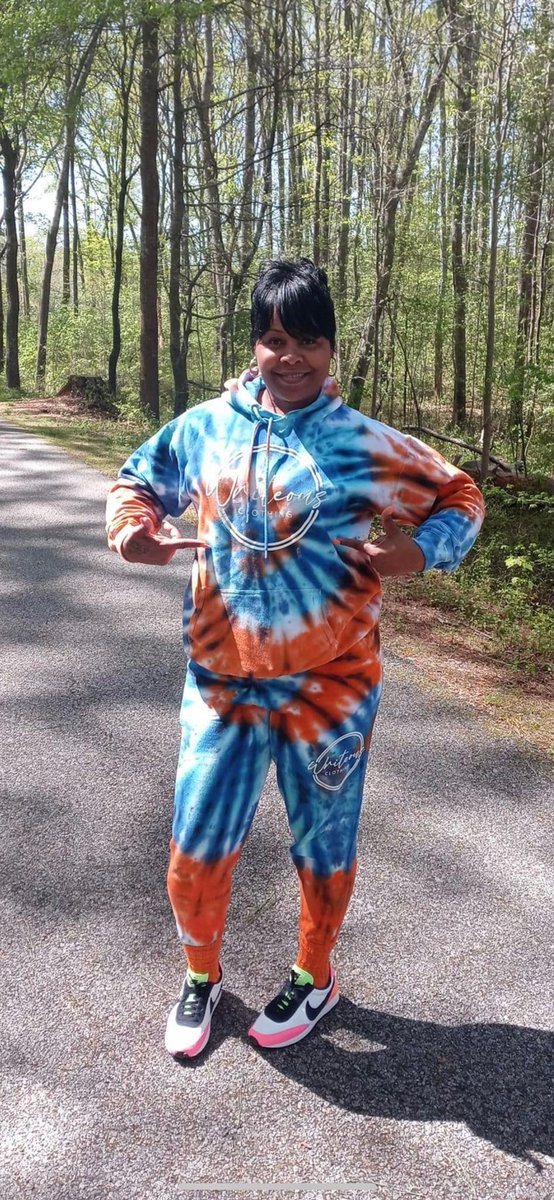 BigMaaly85's tweet photo. Whether you're looking to promote your brand, show off your artwork, or simply make a statement, our custom tee shirts are the perfect canvas. #customtees #personalizedshirts #expressyourself #designyourshirt #customapparel #custommade #writeousclothing #thewriteousway https://t.co/8uHhRqyQuf