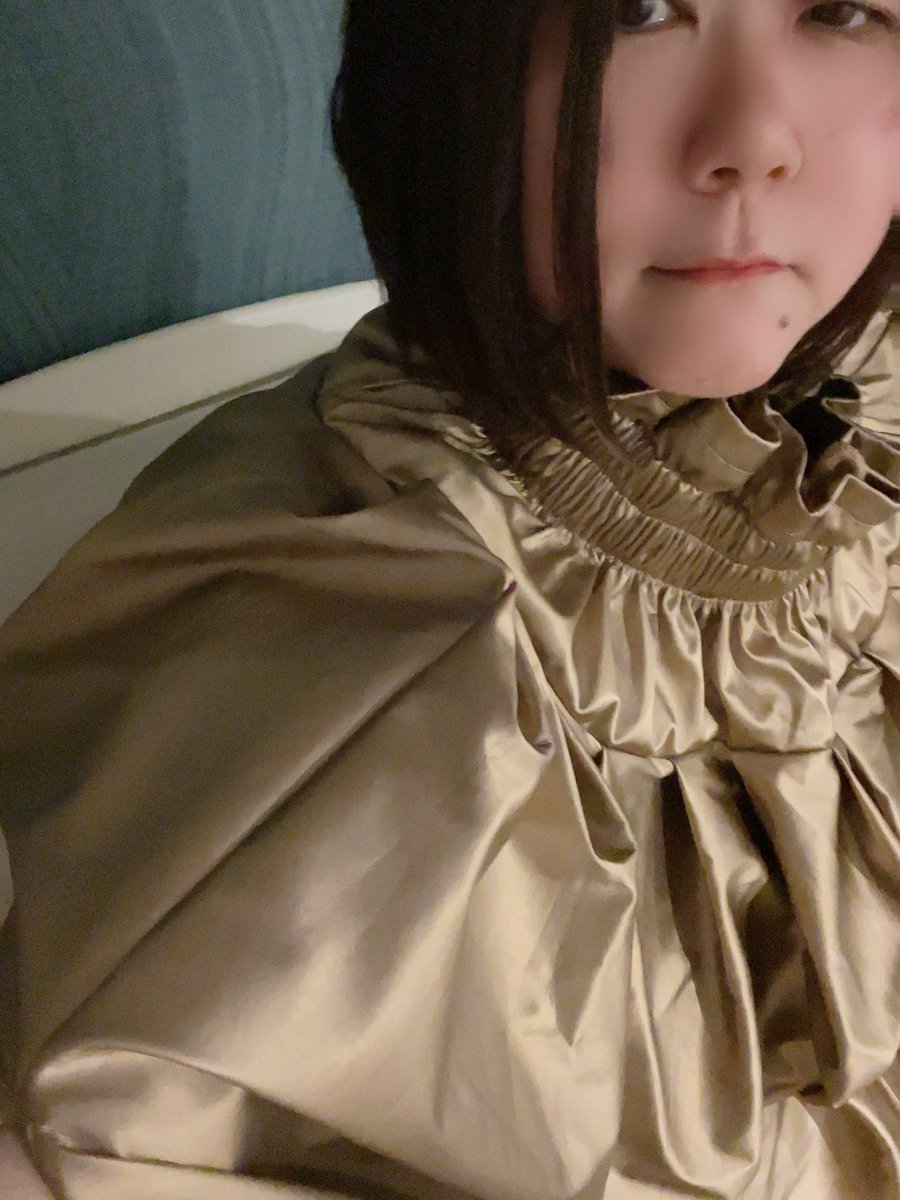 sumoHAPPY8639's tweet image. まだまだ北陸は冷えるのでよもぎ蒸しで温まるのです
今年初🤣🤣🤣
自宅にあるといつでもできると思ってやらなくなる🤣
せっかくあるんだから使わなきゃ！！
健康貯筋頑張りまーす！！
黄金マントにコケシ（すっぴん）🤣🤣🤣
これがすもはぴの実態Death
#よもぎ蒸し #yosa