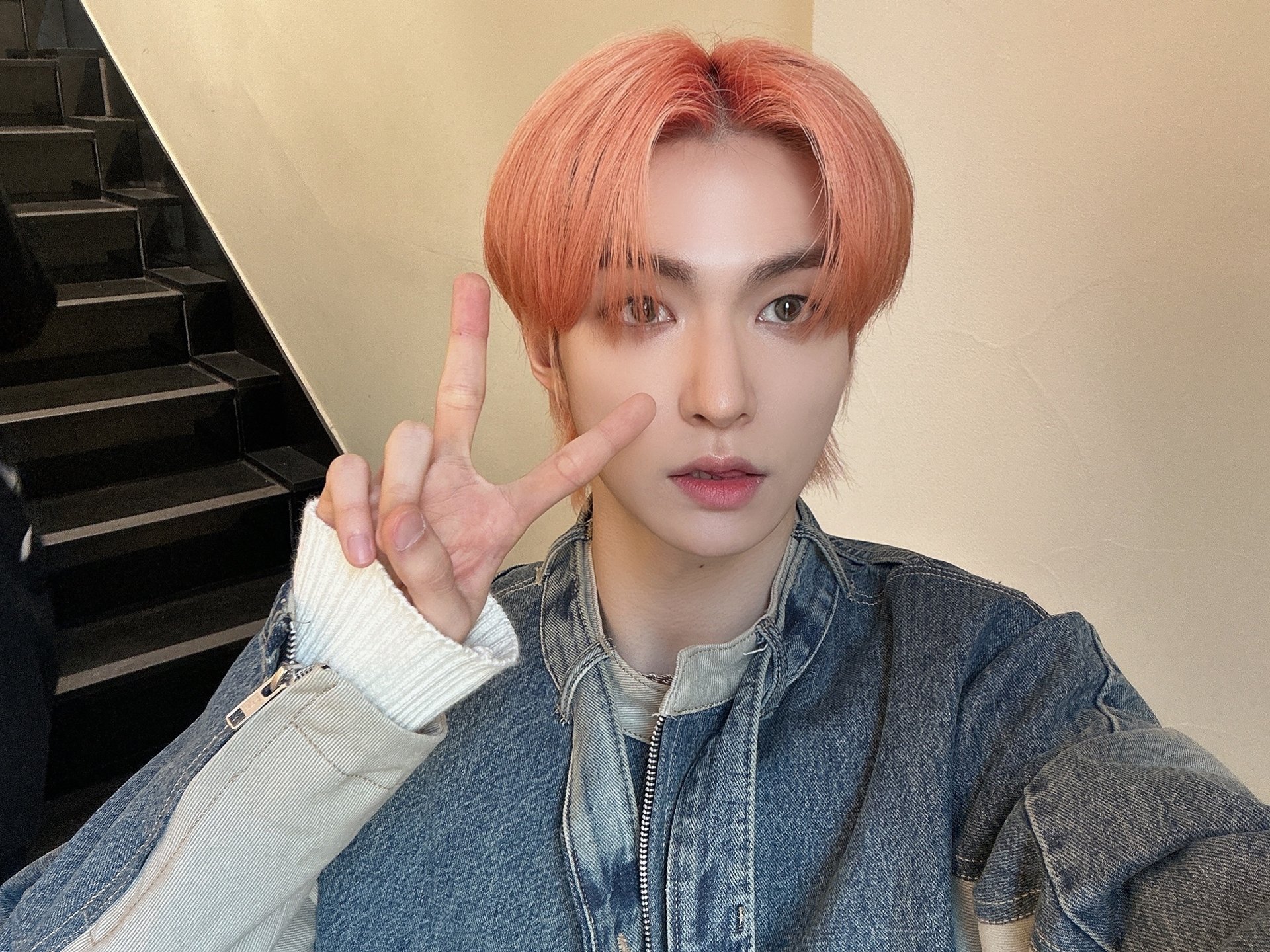 ROMIN ELAST TWITTER UPDATE 04.10.23 | KProfiles Forum - KPop Forums