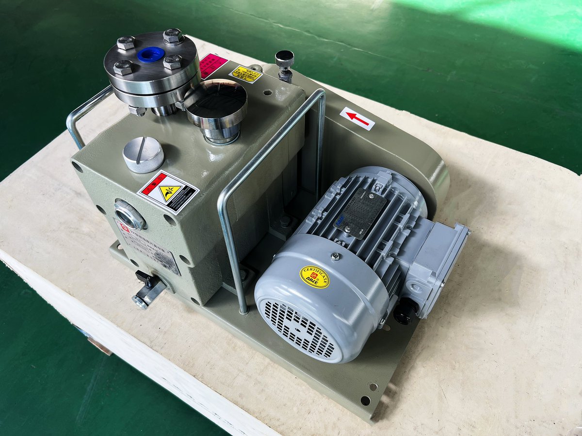second_vacuum's tweet photo. 2X-5
Double stage rotary vane vacuum pump https://t.co/204DUrRrZC