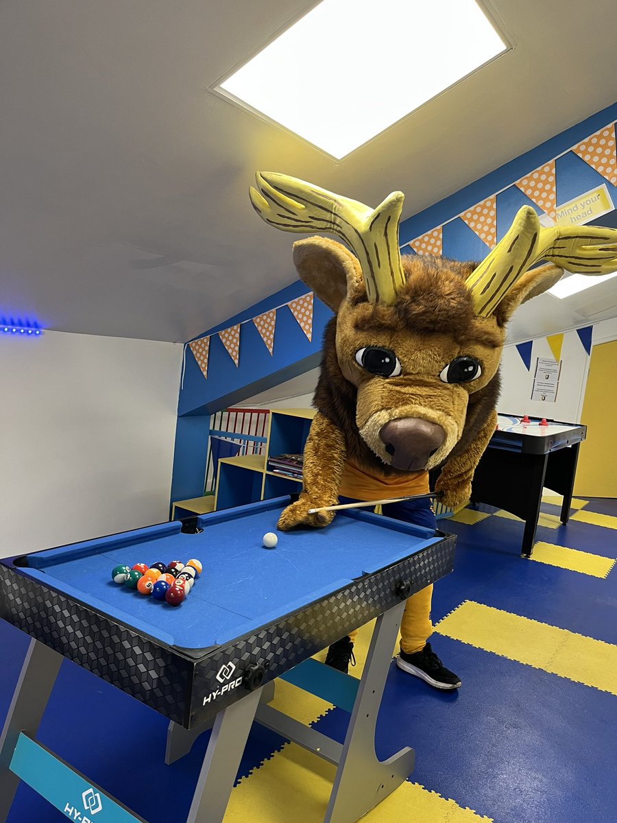 Who thinks they can beat Sammy! 🟡🔵