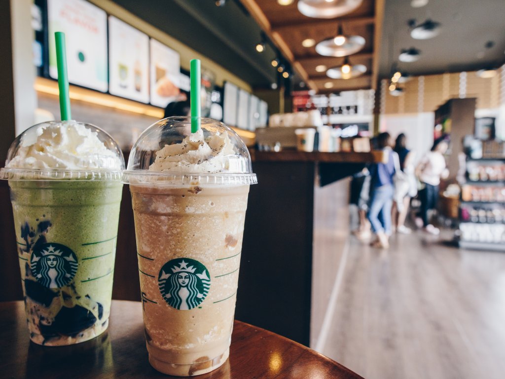 Whereas some businesses might have shrugged their shoulders at the loss of the additional revenue stream, Starbucks saw the music industry’s advancement as an opportunity. 

webcontentdevelopment.com/starbucks-and-…