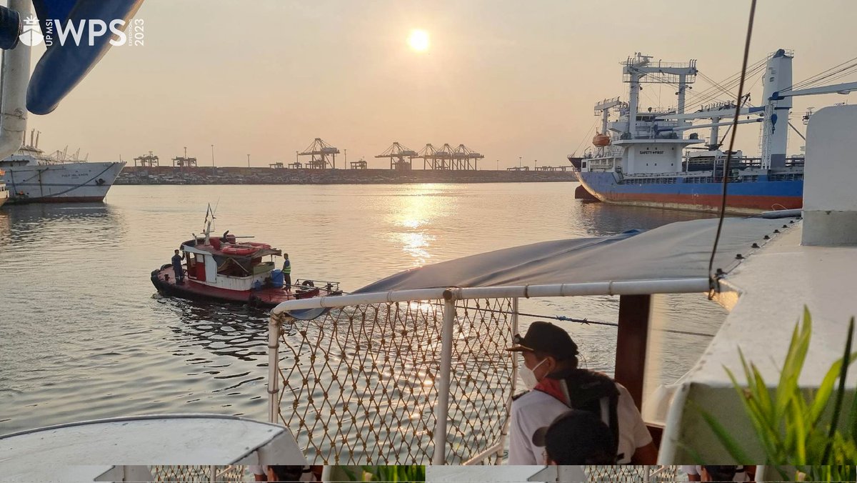 up_msi's tweet photo. Tales From The Sails 

The UP Marine Science Institute (UP MSI) begins the 2023 summer expeditions with a research cruise to Pag-asa Island led by Chief Scientist Dr. Deo Onda. https://t.co/hQWv2dt95c